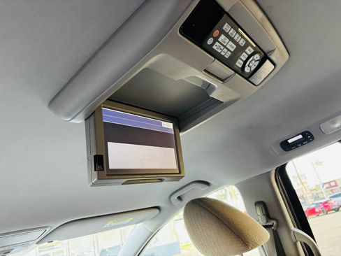 Used 2016 Honda Odyssey SE image 12