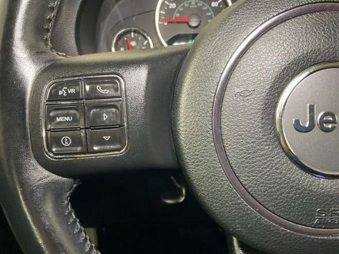 Used 2018 Jeep Wrangler Unlimited Sahara w/ Connectivity Group image 22