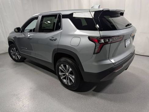 New 2027 Chevrolet Equinox LT FWD image 5