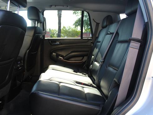 Used 2015 GMC Yukon SLT w/ Open Road Package AWD/4WD image 25