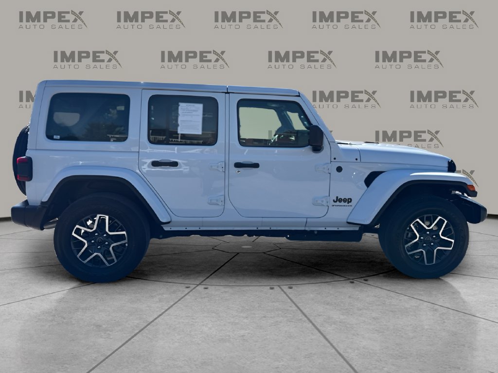 Used 2026 Jeep Wrangler Unlimited Sahara AWD/4WD image 6