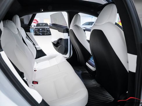 Used 2023 Tesla Model S Standard Range AWD/4WD image 44