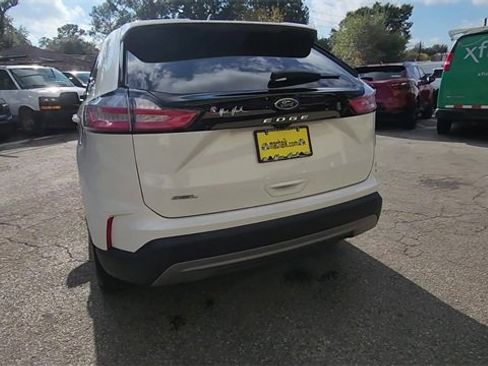 Used 2021 Ford Edge SEL w/ Convenience Package image 7