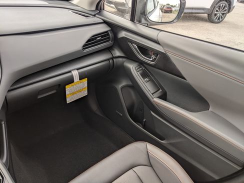New 2025 Subaru Crosstrek 2.5i Limited image 13