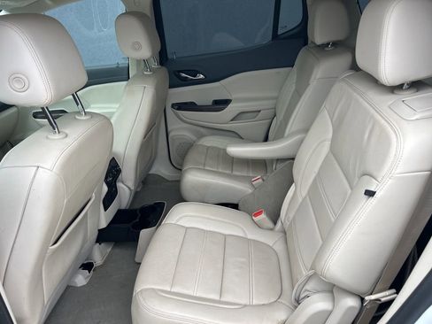 Used 2023 GMC Acadia Denali AWD/4WD image 15