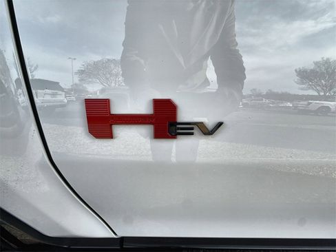 Certified 2024 GMC Hummer EV 3X w/ LPO, Illumination Package image 31