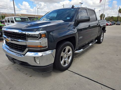 Used 2017 Chevrolet Silverado 1500 LT w/ Texas Edition RWD image 7