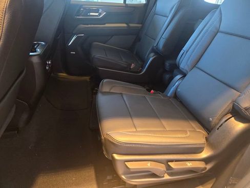 New 2026 GMC Yukon Denali AWD/4WD image 7