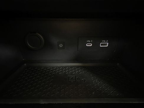 Used 2025 Nissan Pathfinder SL image 28