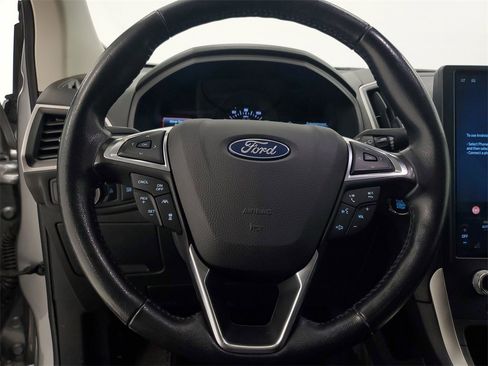 Used 2023 Ford Edge SEL image 15