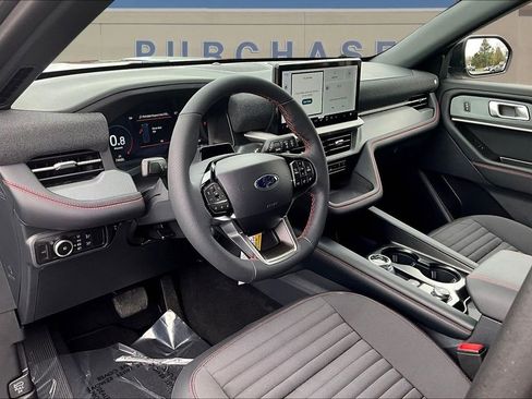 New 2026 Ford Explorer ST-Line w/ ST-Line Street Pack image 7