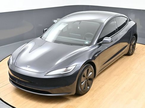 Used 2024 Tesla Model 3 Long Range AWD/4WD image 44