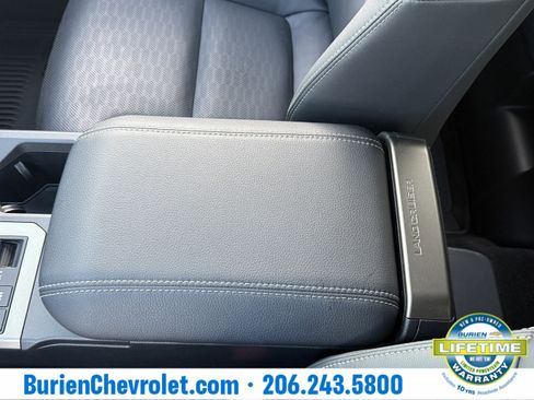 Used 2024 Toyota Land Cruiser image 19