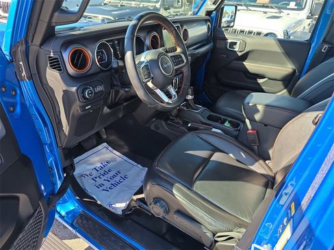 Used 2022 Jeep Gladiator Mojave w/ LED Lighting Group image 11