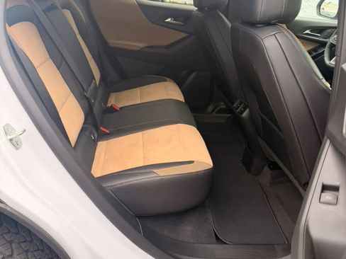 Used 2026 Chevrolet Equinox ACTIV w/ Convenience Package III image 5