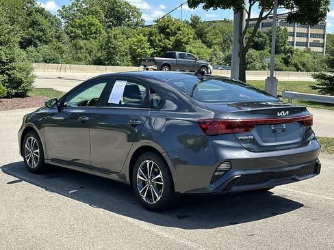 Used 2024 Kia Forte LXS w/ LXS Technology Package FWD image 20