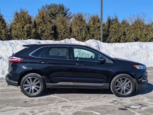 Certified 2020 Ford Edge Titanium image 2