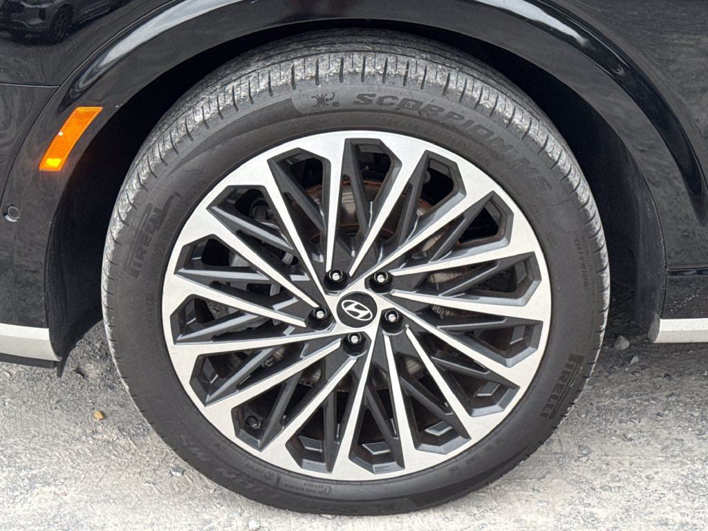 Used 2026 Hyundai Palisade Calligraphy FWD image 27