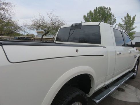 Used 2017 RAM 2500 Laramie w/ Convenience Group AWD/4WD image 10