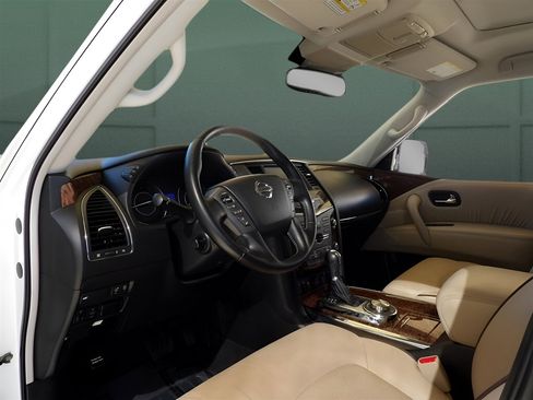 Used 2019 Nissan Armada SL w/ Premium Package image 16