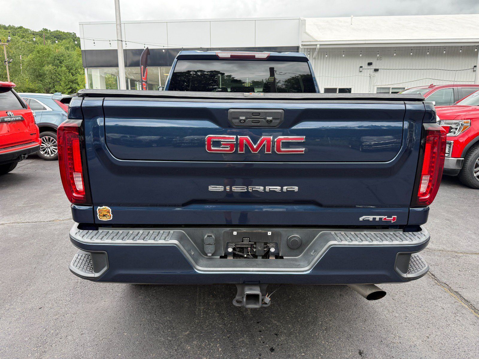Certified 2022 GMC Sierra 2500 AT4 w/ Snow Plow Prep/Camper Package AWD/4WD image 4