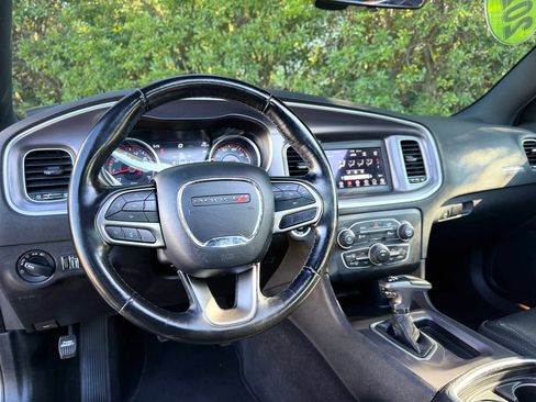 Used 2020 Dodge Charger SXT w/ Leather Interior Group RWD image 37