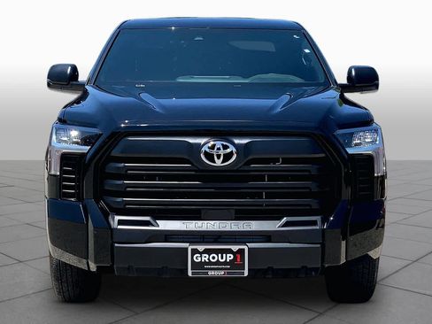 Used 2025 Toyota Tundra SR w/ SR Tow Package AWD/4WD image 4