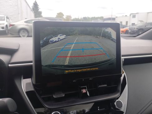 Used 2025 Toyota Corolla SE image 22