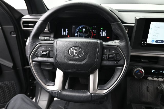 Used 2026 Toyota 4Runner SR5 RWD image 13