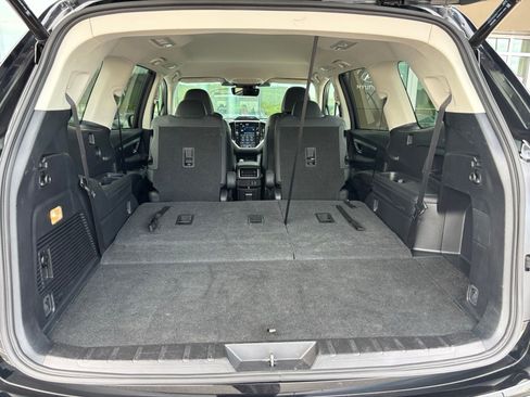 Used 2023 Subaru Ascent Limited AWD/4WD image 18