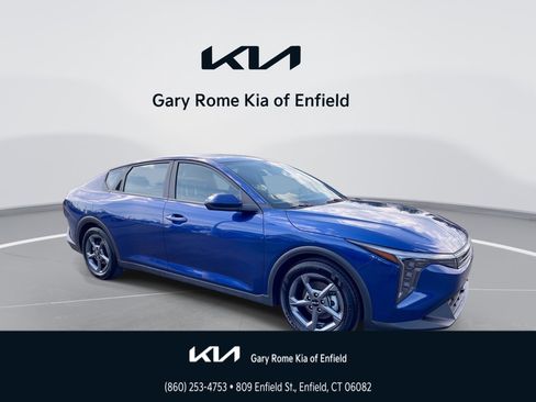Certified 2025 Kia K4 FWD image 1