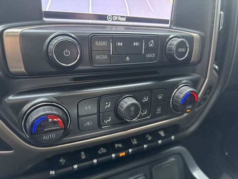 Used 2018 GMC Sierra 3500 Denali w/ Duramax Plus Package image 24