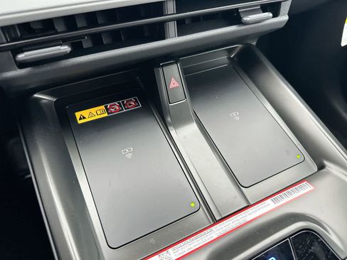 New 2026 Subaru Solterra Premium image 32