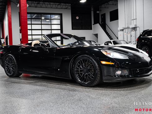 Used 2006 Chevrolet Corvette Convertible w/ Preferred Equipment Group image 7