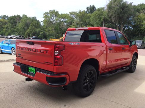Used 2026 Chevrolet Silverado 1500 Custom w/ Turbomax Blackout Package AWD/4WD image 5