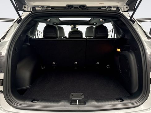 Used 2024 Jeep Compass Limited w/ Sun and Sound Group image 18