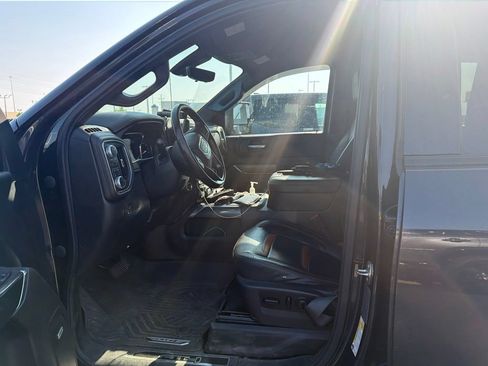 Used 2020 GMC Sierra 2500 AT4 w/ Technology Package AWD/4WD image 12