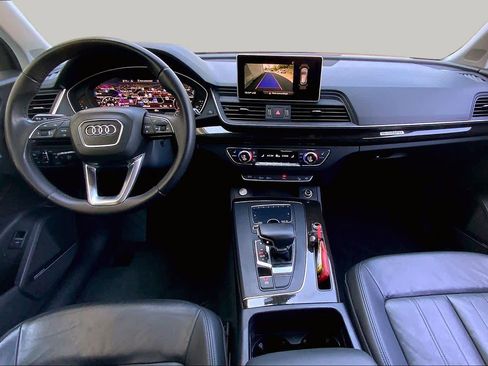 Used 2018 Audi Q5 2.0T Premium Plus w/ Premium Plus Package AWD/4WD image 16