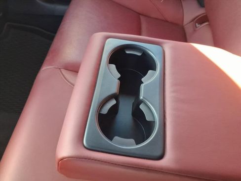 Used 2024 MAZDA MAZDA3 s image 11