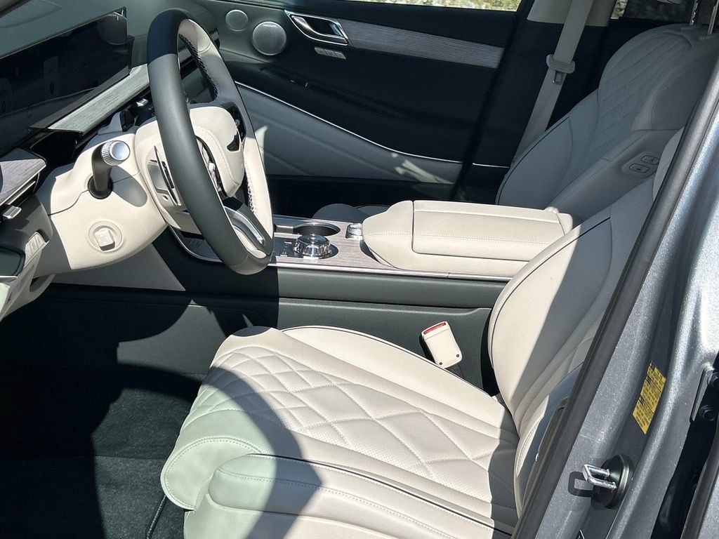 New 2027 Genesis GV80 3.5T Prestige AWD/4WD image 16