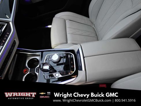 Used 2021 BMW ALPINA XB7 image 22