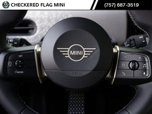 Used 2025 MINI Cooper S image 29