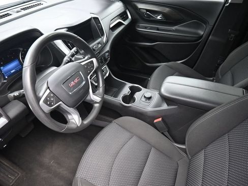 Used 2024 GMC Terrain SLE AWD/4WD image 21