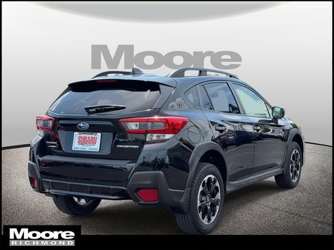 Used 2021 Subaru Crosstrek 2.0i Premium AWD/4WD image 2