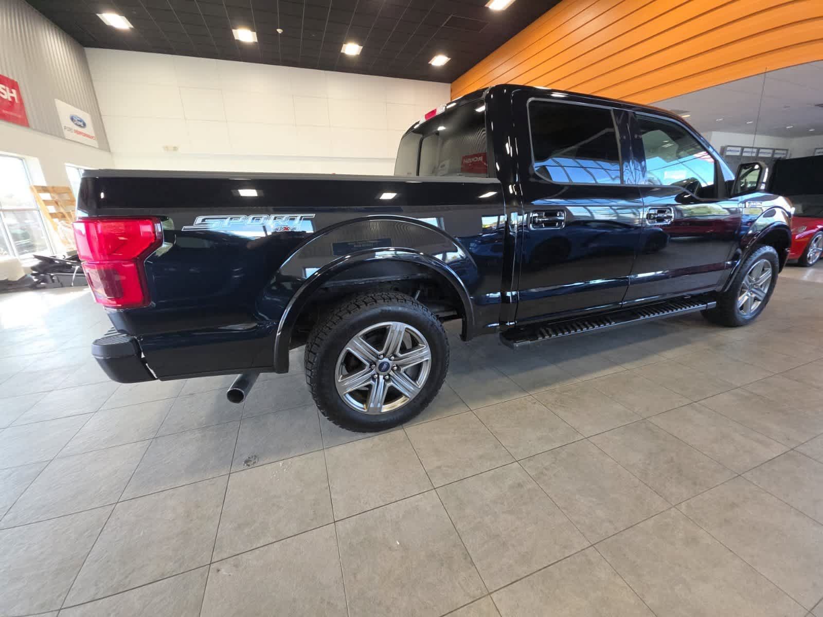 Used 2019 Ford F150 Lariat w/ Equipment Group 502A Luxury AWD/4WD image 5