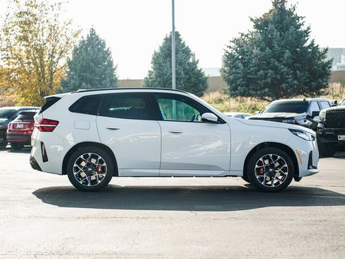 Used 2026 BMW X3 xDrive30 w/ M Sport Package image 4