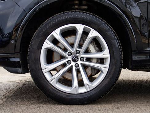 Used 2025 Audi Q7 3.0T Premium Plus image 9