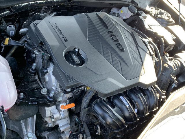 Used 2025 Hyundai Sonata SE FWD image 16