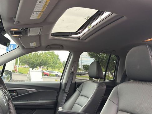 Used 2023 Honda Ridgeline RTL image 16