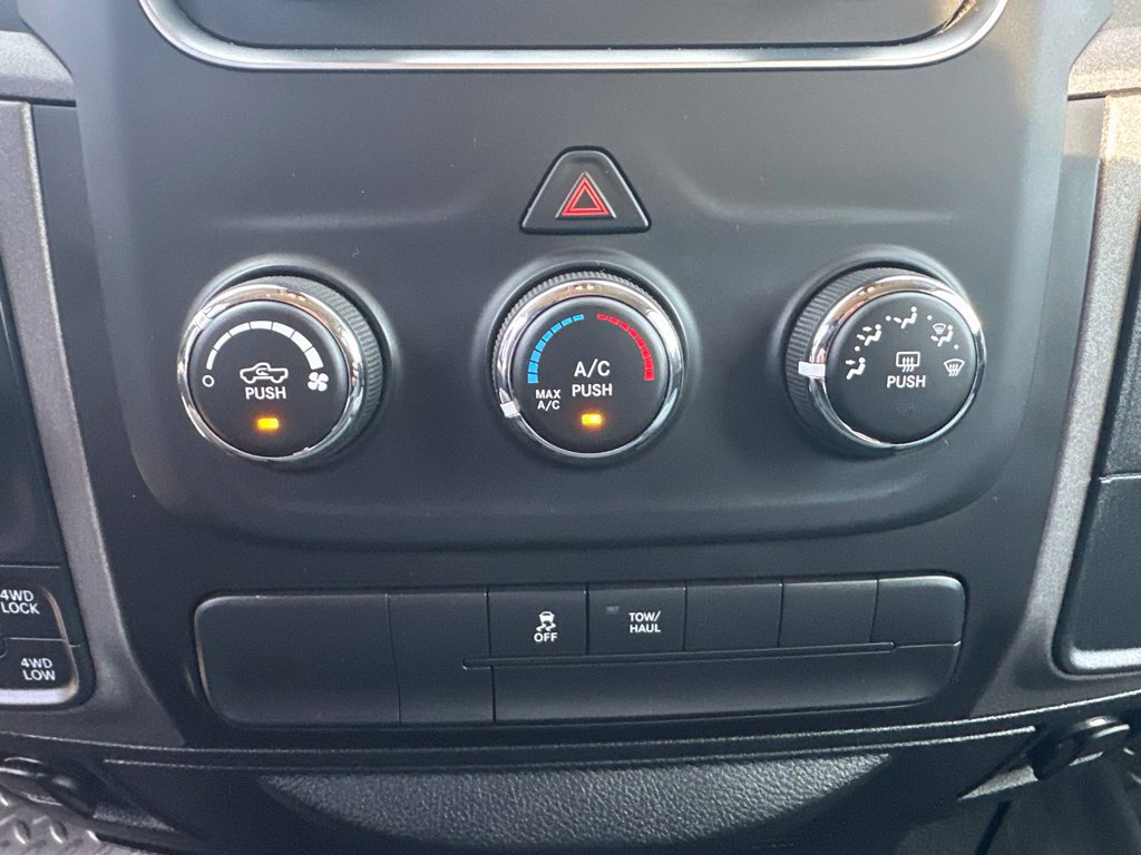 Used 2018 RAM 1500 Express w/ Express Value Package AWD/4WD image 23